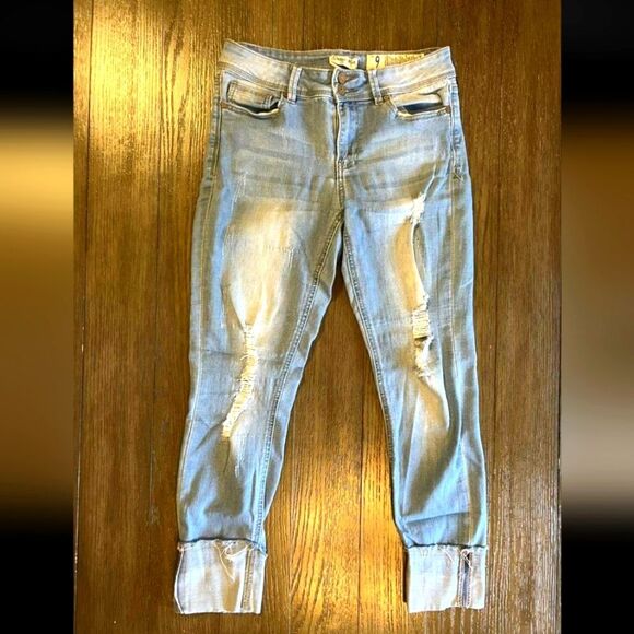Junior's Skinny Denim Sz 9 Cuffed Ankle Jeans - Picture 1 of 3